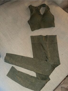 High-Rise Olive Green Seamless Leggings with Matching Crop Top
